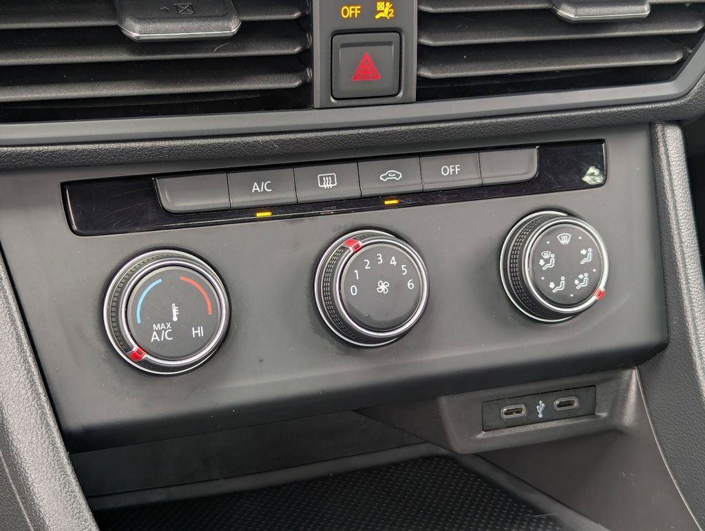 Used 2023 Volkswagen Jetta Sport FWD image 19