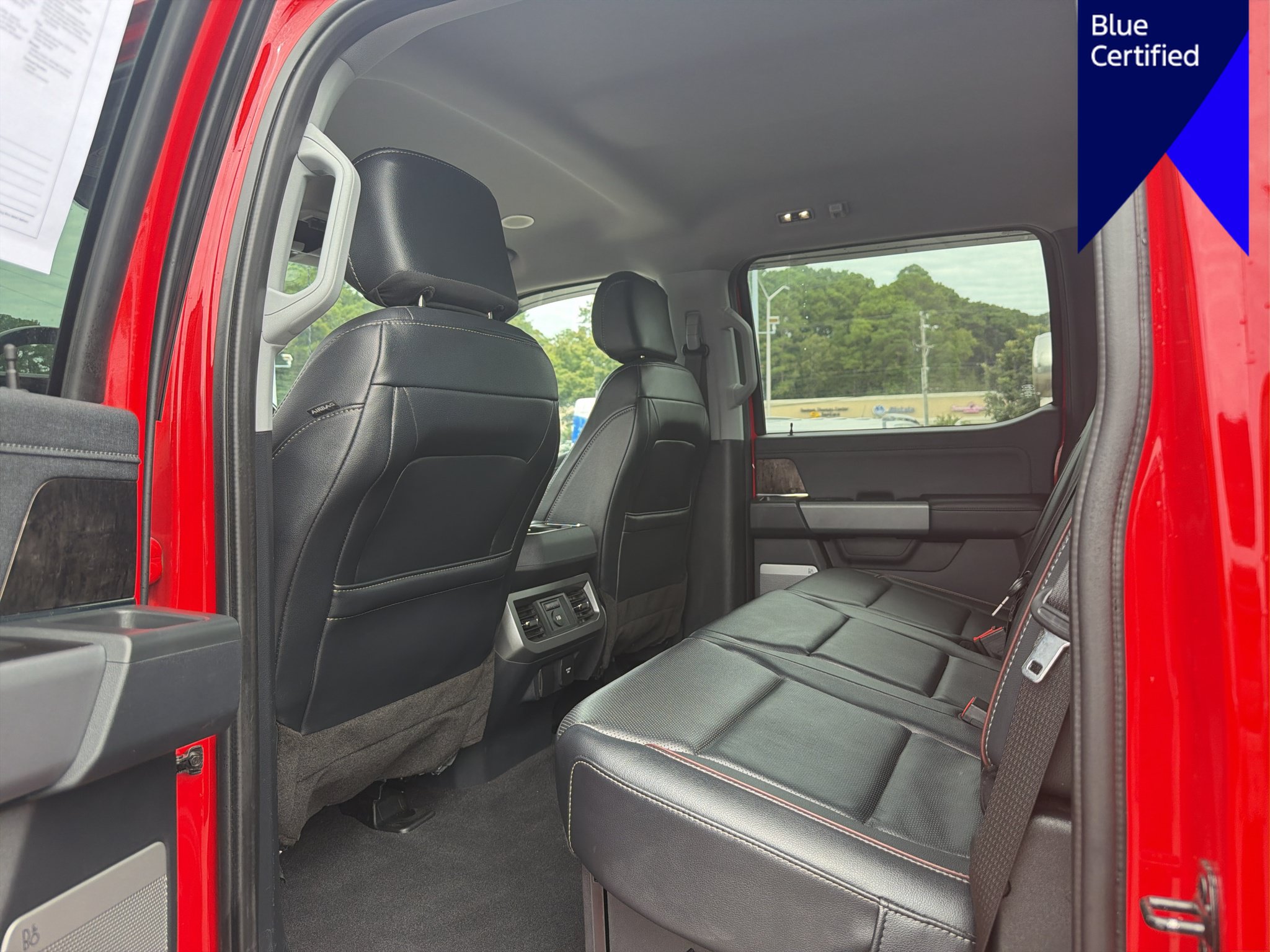 Used 2023 Ford F350 Lariat w/ Lariat Ultimate Package AWD/4WD image 11