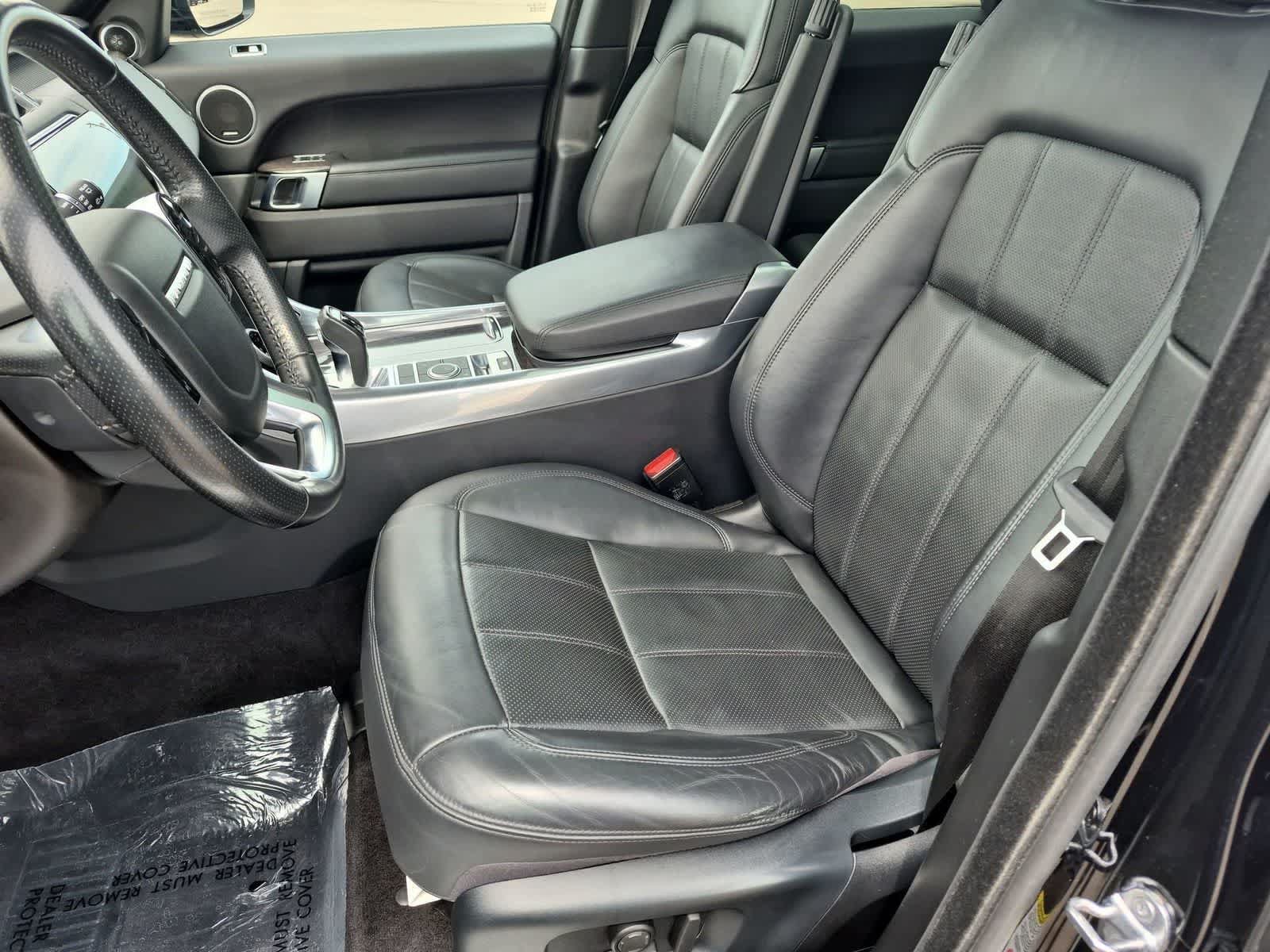 Used 2020 Land Rover Range Rover Sport HSE AWD/4WD image 16