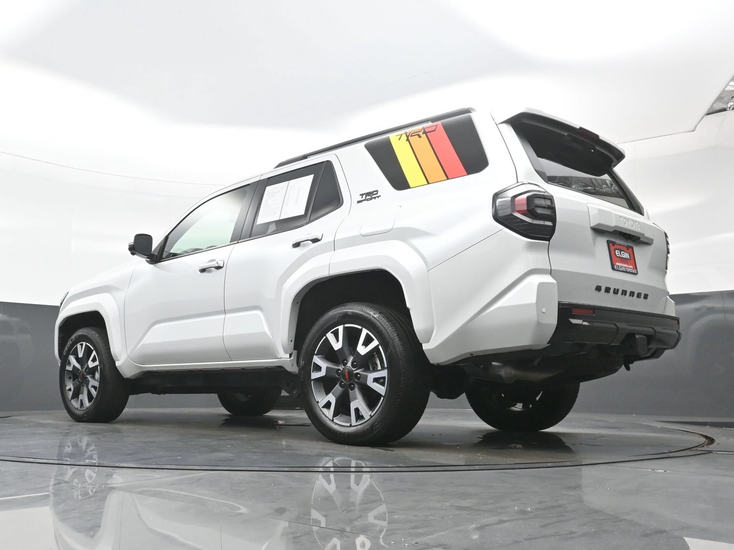 Used 2025 Toyota 4Runner TRD Sport Premium AWD/4WD image 32