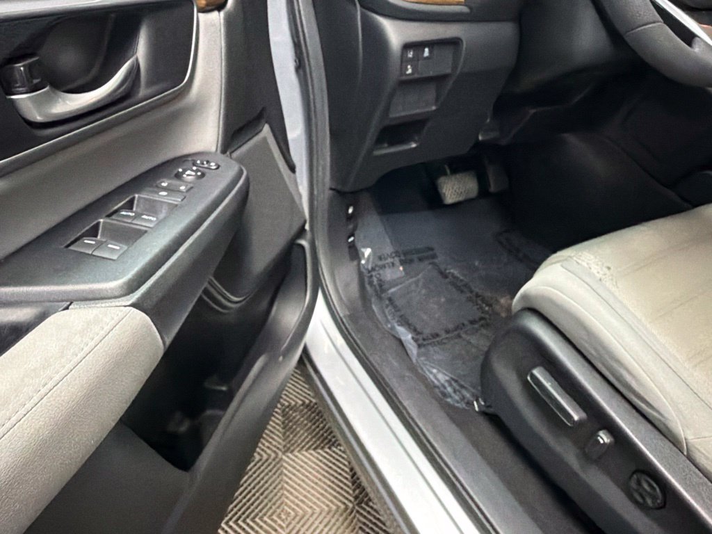 Used 2017 Honda CR-V EX image 27