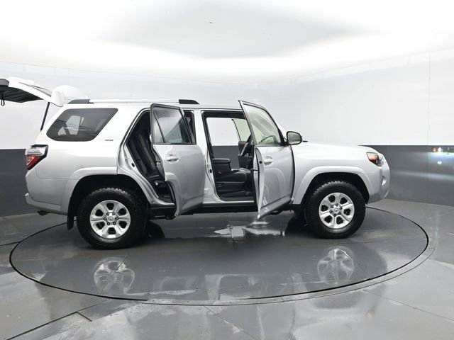 Used 2024 Toyota 4Runner SR5 image 29