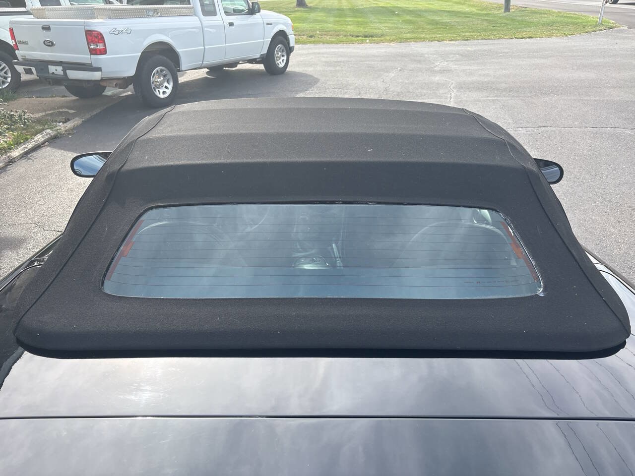 Used 2004 Chevrolet Corvette Convertible w/ Preferred Equipment Group image 15