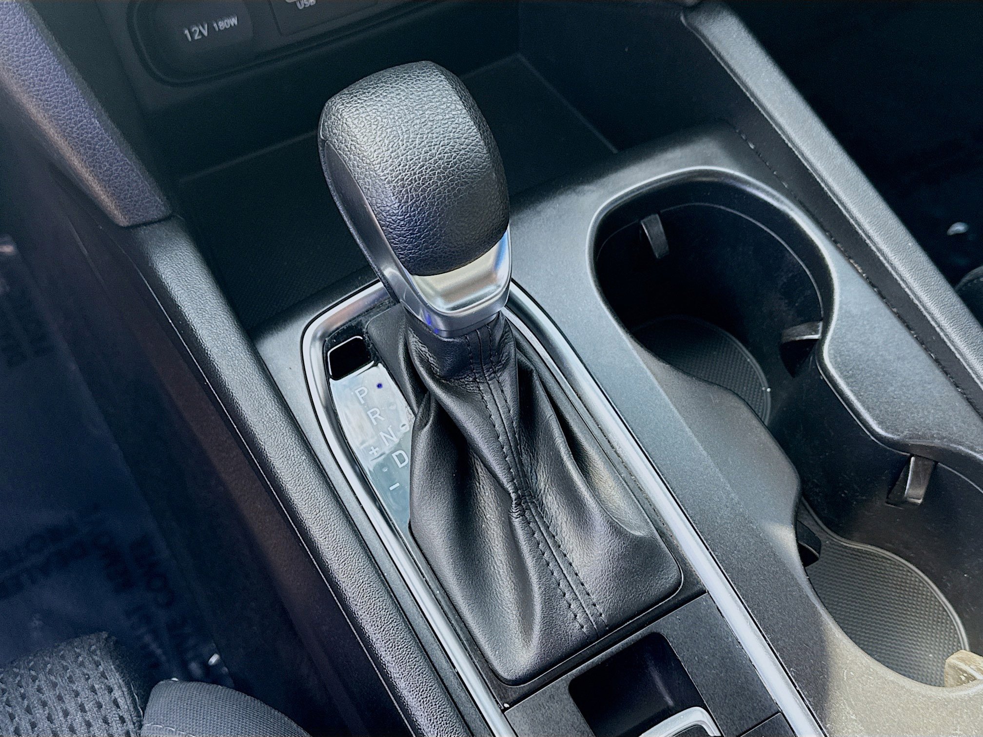 Used 2020 Hyundai Santa Fe SE w/ Cargo Package image 13