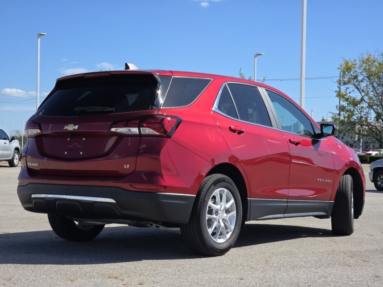 Used 2023 Chevrolet Equinox LT image 19