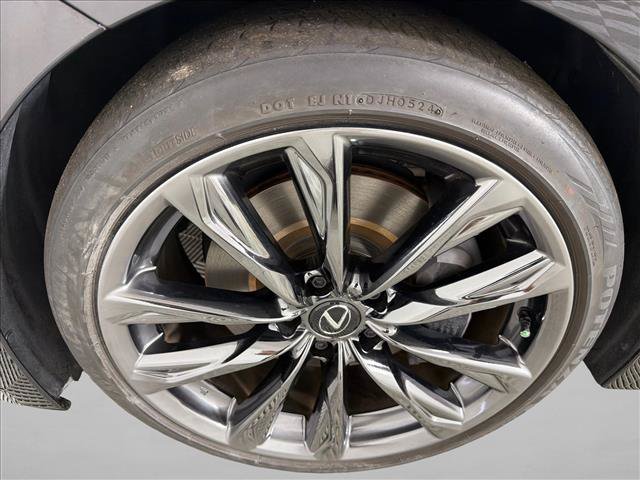 Used 2024 Lexus IS 300 F Sport RWD image 12