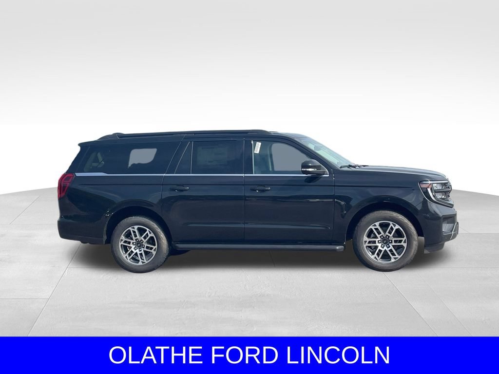 New 2026 Ford Expedition Max Active AWD/4WD image 7