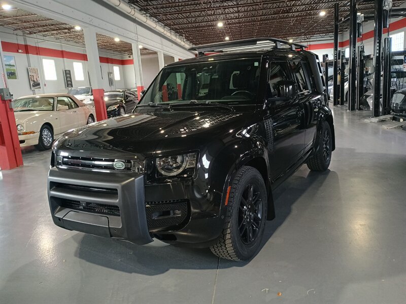 Used 2022 Land Rover Defender 110 X-Dynamic SE AWD/4WD image 1