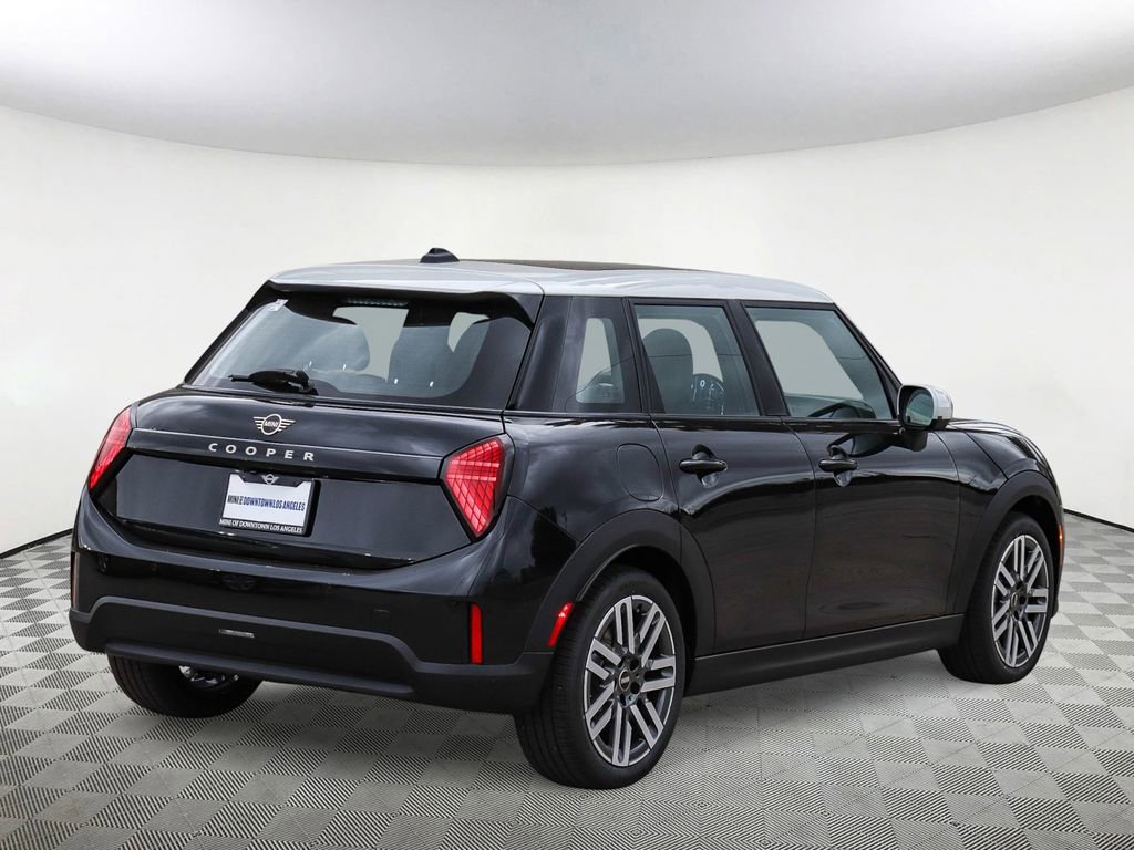 New 2026 MINI Cooper 4-Door Hardtop image 5