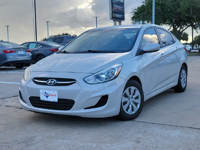 Used 2015 Hyundai Accent GLS w/ Option Group 02 FWD image 24