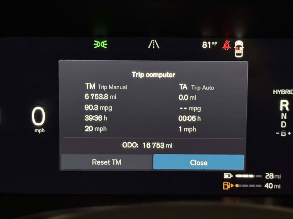 Used 2025 Volvo XC60 T8 Plus w/ Climate Package AWD/4WD image 30