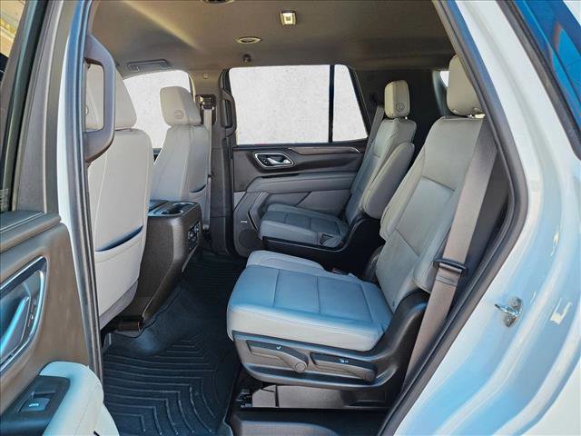 Used 2023 Chevrolet Tahoe Z71 w/ Luxury Package AWD/4WD image 18