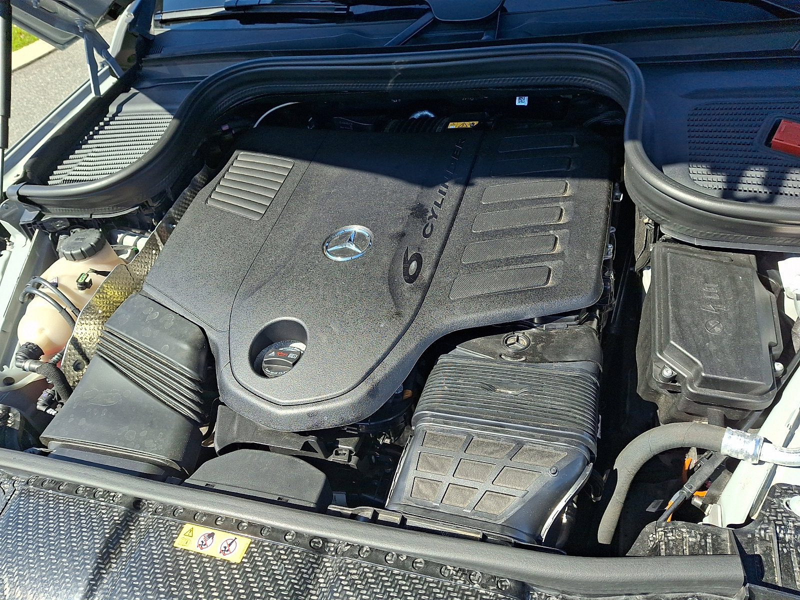 Certified 2025 Mercedes-Benz GLE 450 4MATIC image 30