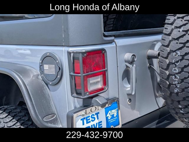 Used 2013 Jeep Wrangler Unlimited Sport AWD/4WD image 7