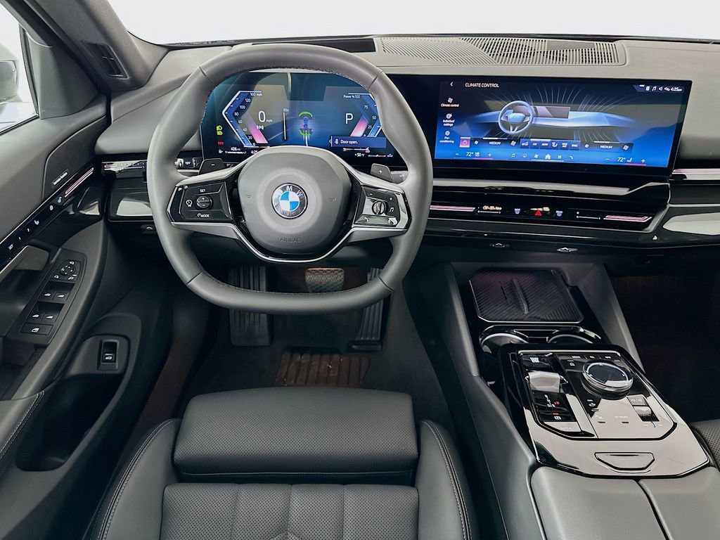 Used 2025 BMW 530i 530i w/ Premium Package image 23