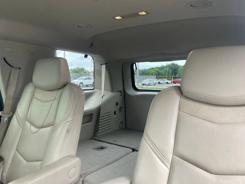 Used 2017 Cadillac Escalade 2WD image 15