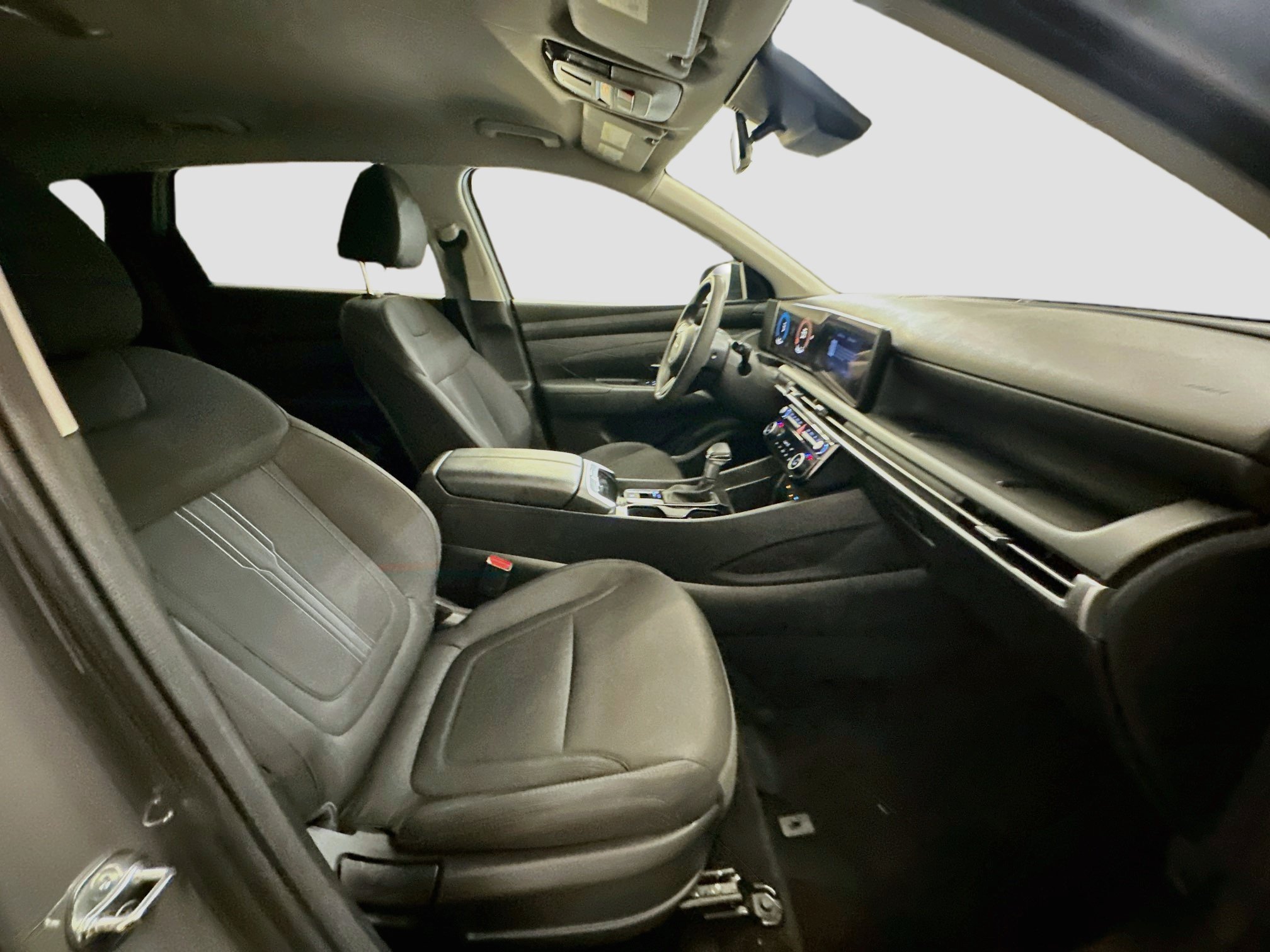 Used 2025 Hyundai Tucson SEL AWD/4WD image 32