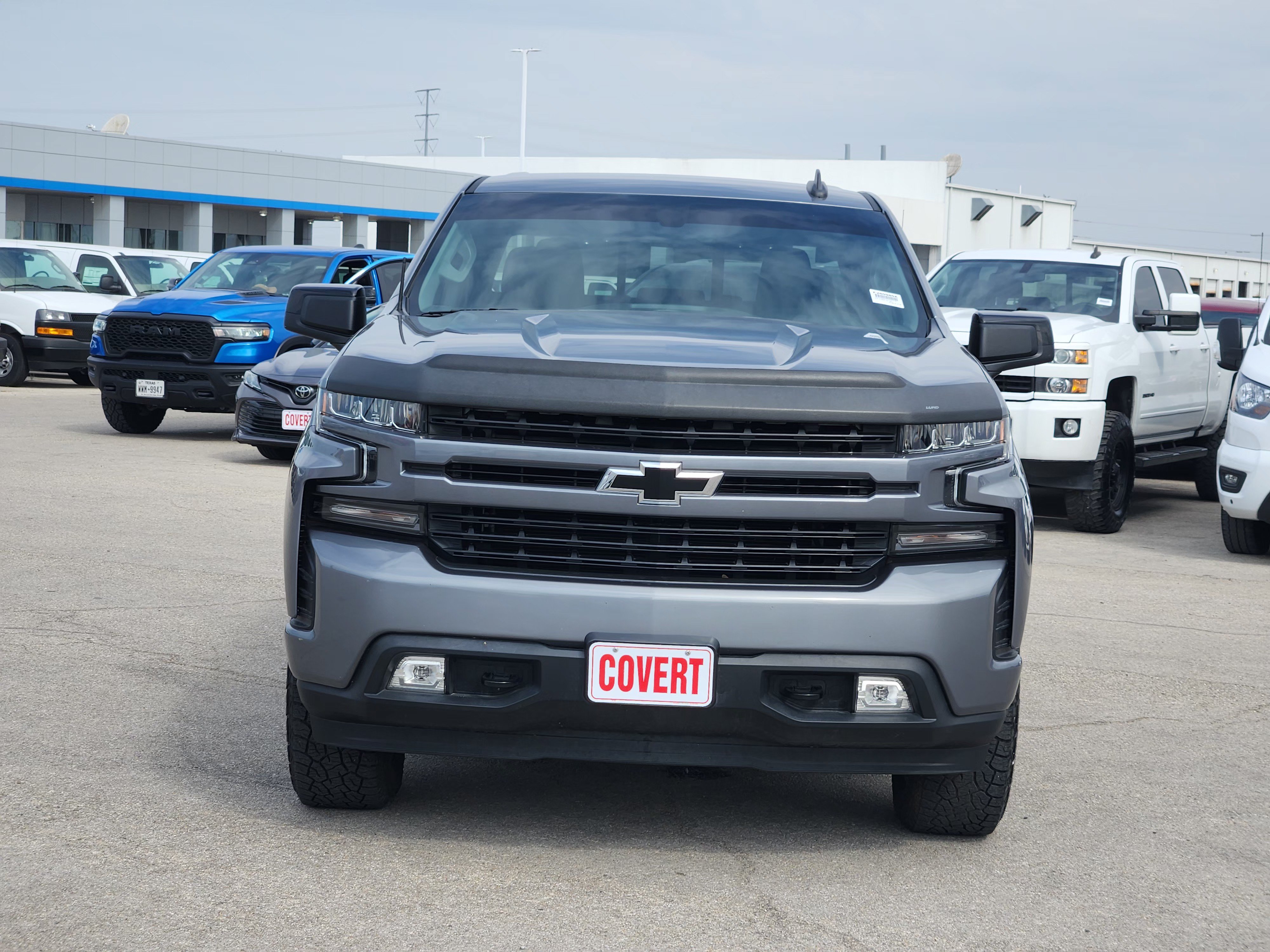 Used 2020 Chevrolet Silverado 1500 RST AWD/4WD image 2