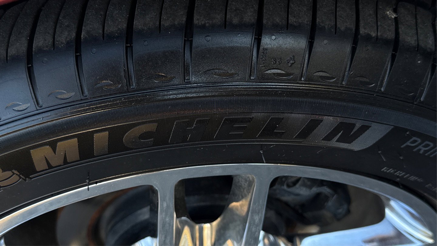 Used 2006 Cadillac XLR image 42