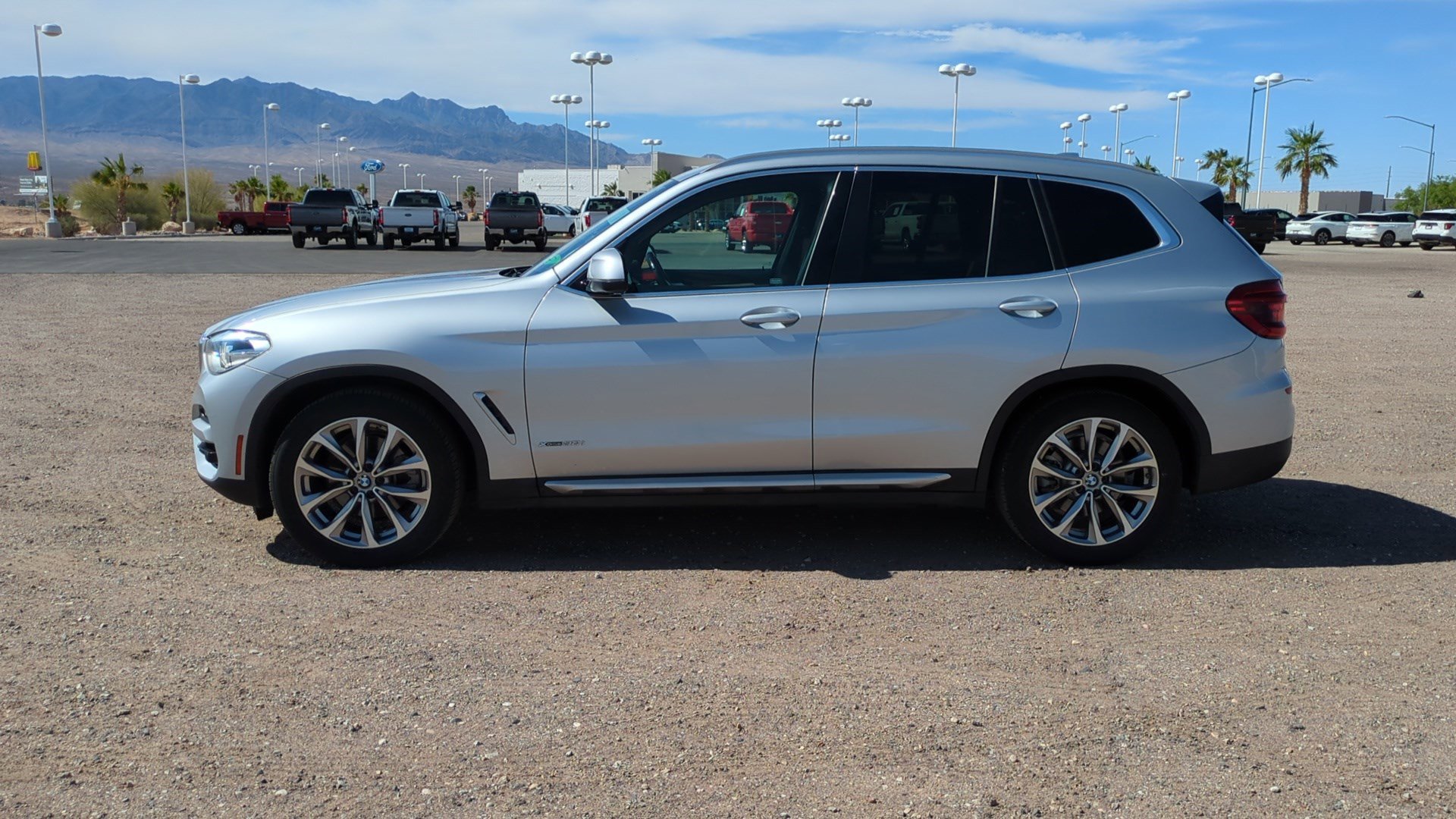 Used 2018 BMW X3 xDrive30i AWD/4WD image 6