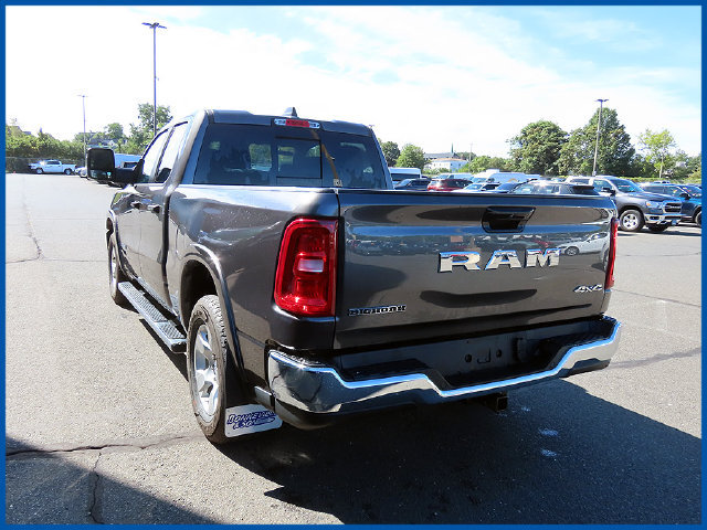 Used 2025 RAM 1500 Big Horn AWD/4WD image 5