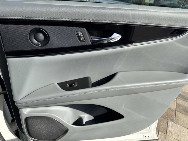 Certified 2021 Lincoln Nautilus Reserve w/ Equipment Group 201A image 20