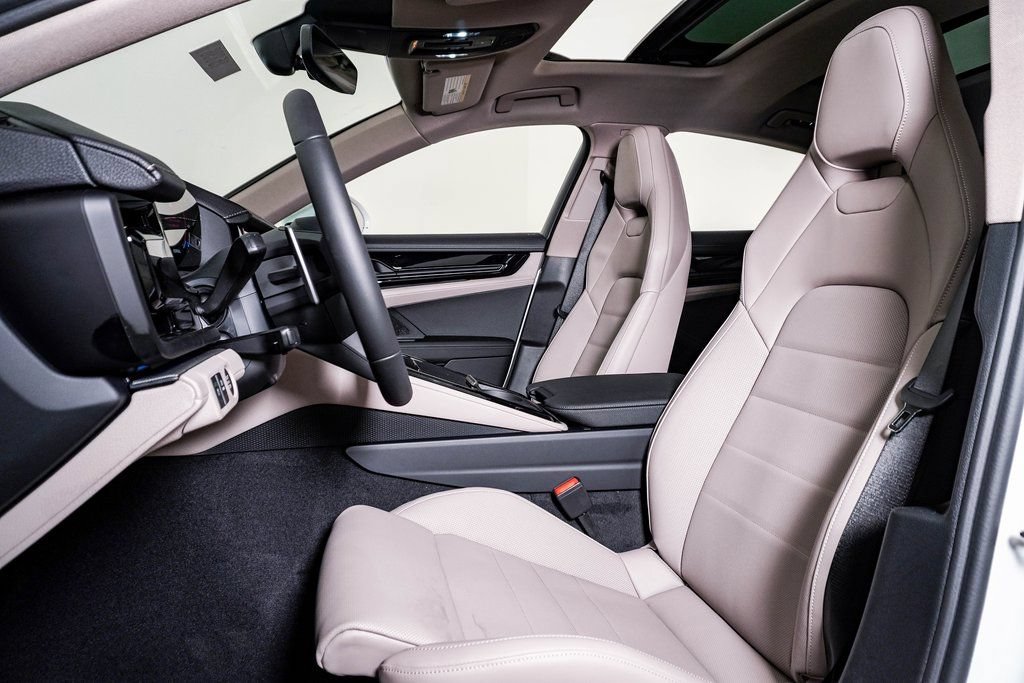 New 2026 Porsche Panamera 4 AWD/4WD image 5