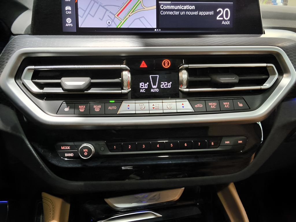 Used 2023 BMW X4 xDrive30i w/ Premium Essential Package AWD/4WD image 28