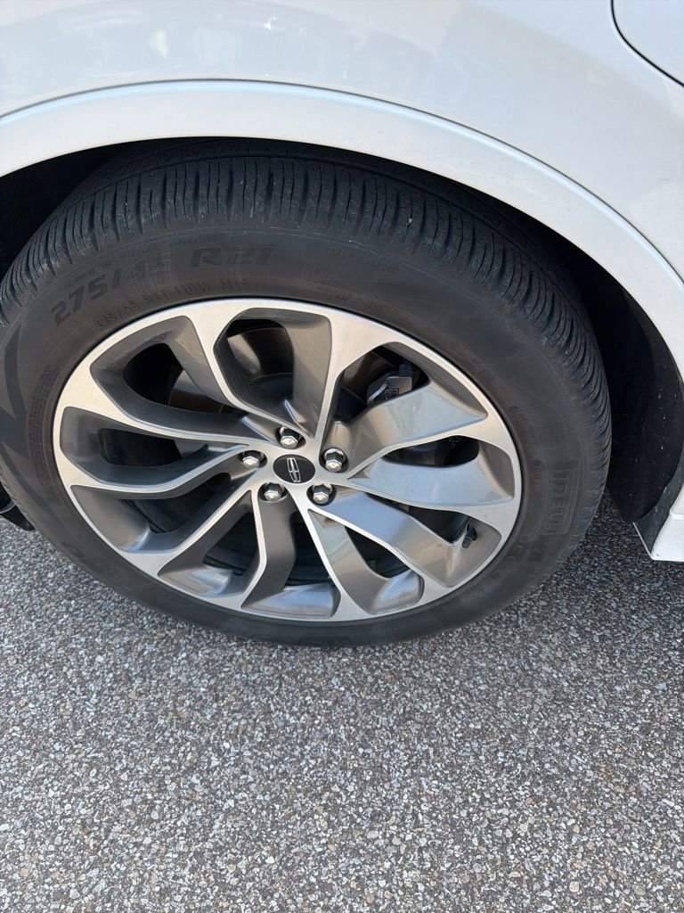 Used 2023 Lincoln Aviator Grand Touring w/ Equipment Group 301A image 16