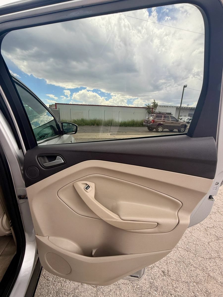 Used 2014 Ford Escape Titanium w/ Equipment Group 401A AWD/4WD image 15
