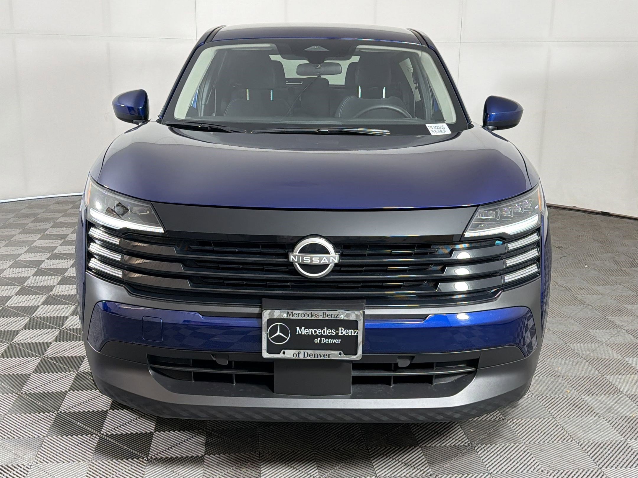 Used 2025 Nissan Kicks SV image 6