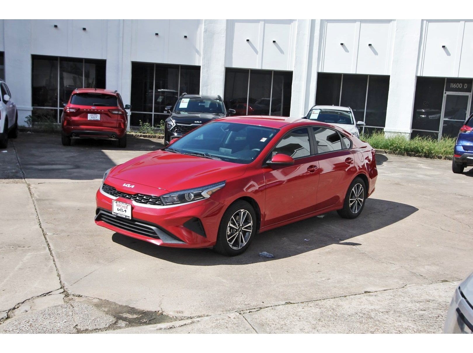 Used 2022 Kia Forte LXS FWD image 3