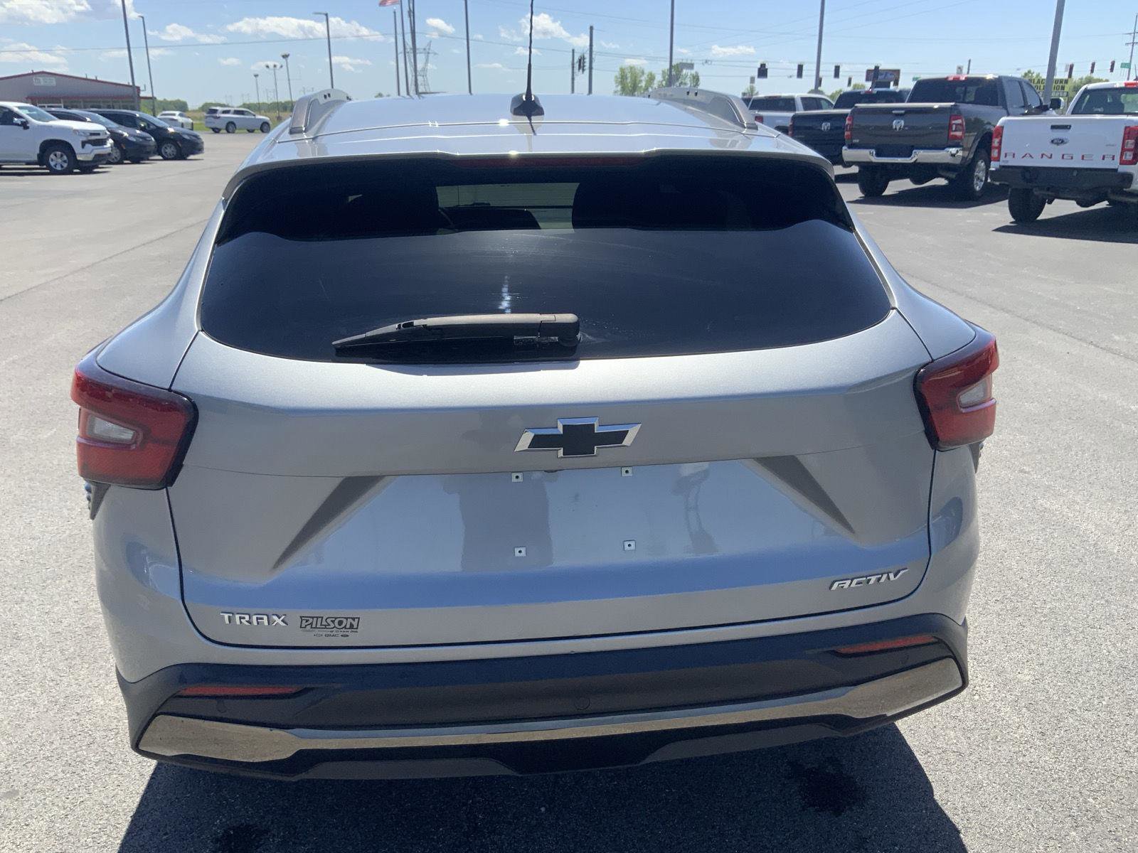 Used 2024 Chevrolet Trax ACTIV w/ Sunroof Package FWD image 7