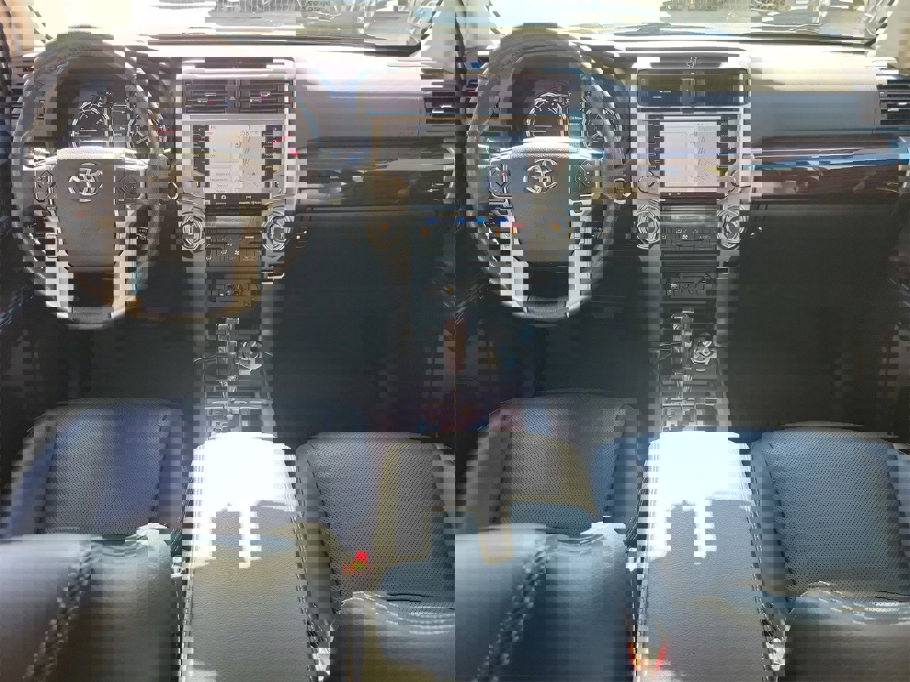 Used 2024 Toyota 4Runner Limited image 11