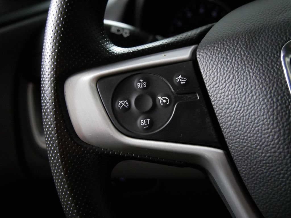 Used 2023 GMC Terrain SLE w/ Driver Convenience Package FWD image 22