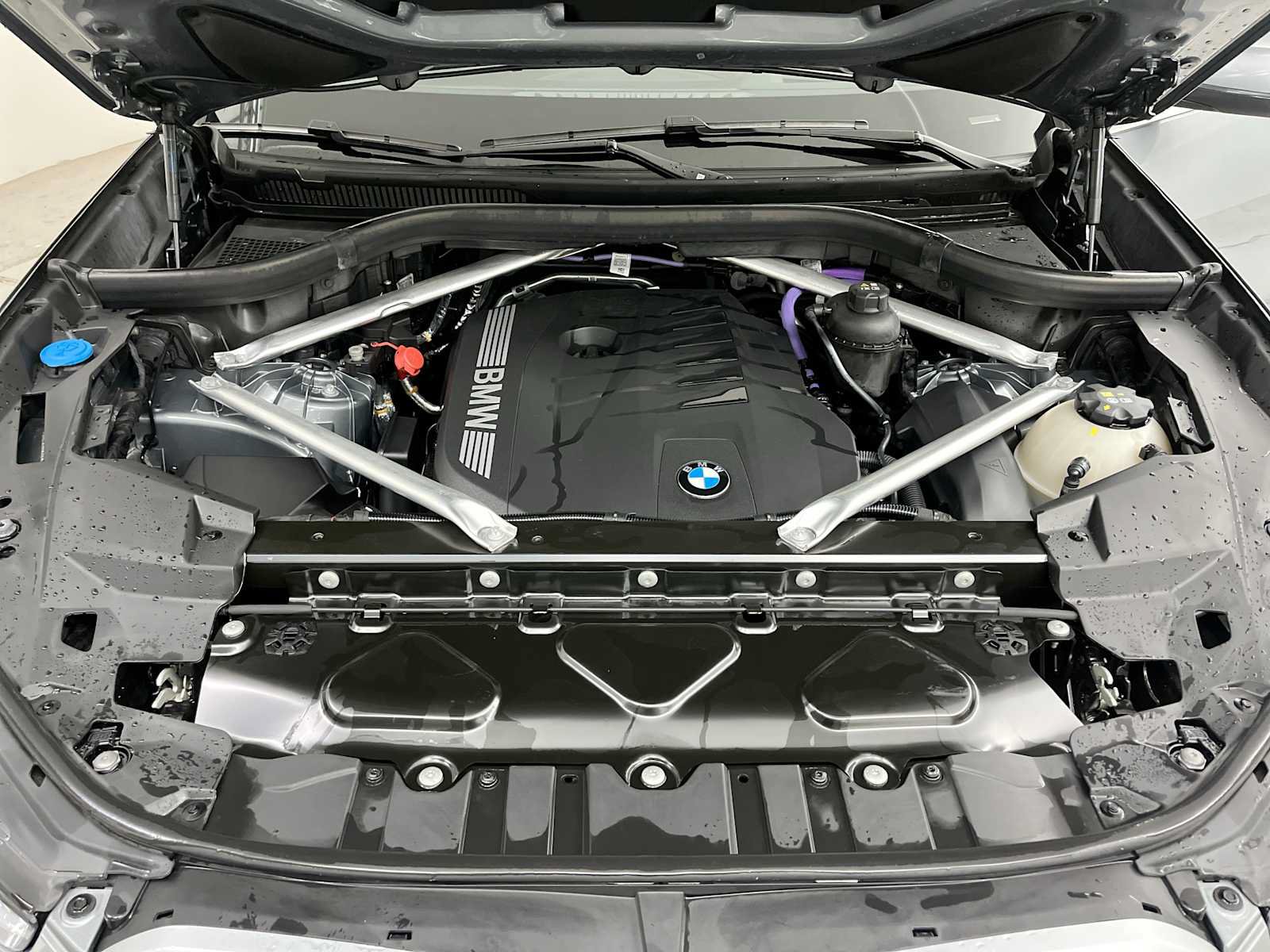 Used 2024 BMW X5 xDrive40i w/ Premium Package AWD/4WD image 24