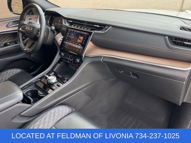 Used 2023 Jeep Grand Cherokee Summit w/ Luxury Tech Group V image 30
