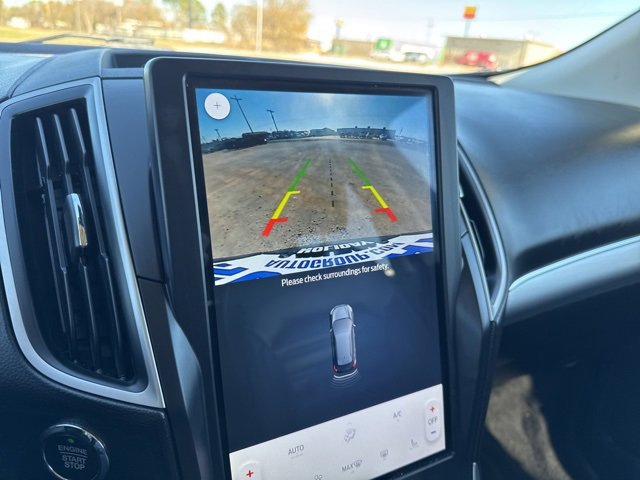 Used 2022 Ford Edge SEL image 15