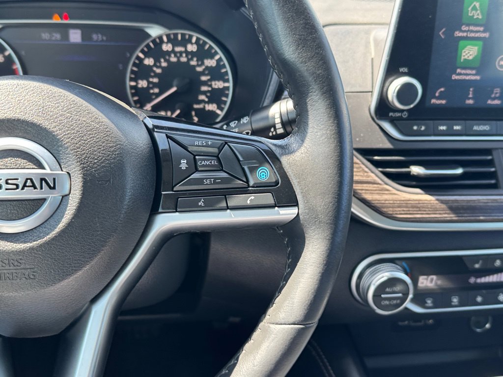 Used 2022 Nissan Altima 2.5 SL FWD image 11