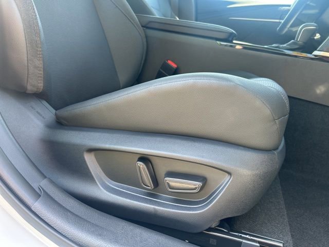 Used 2026 Toyota Camry XLE w/ Premium Plus Package AWD/4WD image 22