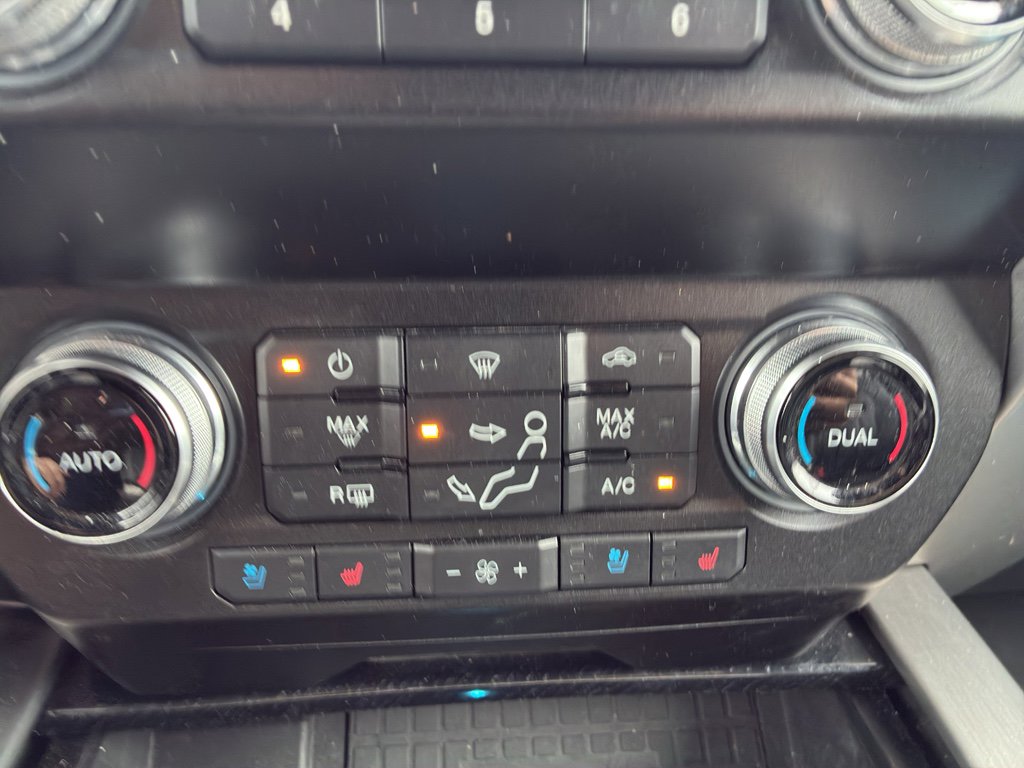 Used 2020 Ford F250 Platinum w/ FX4 Off-Road Package image 17