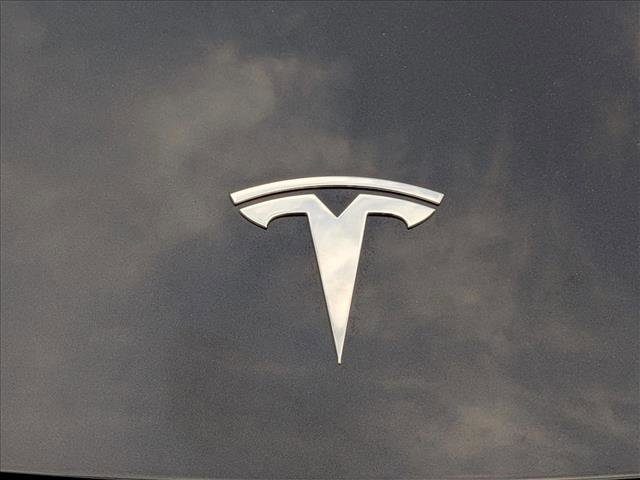 Used 2025 Tesla Model Y Long Range image 23