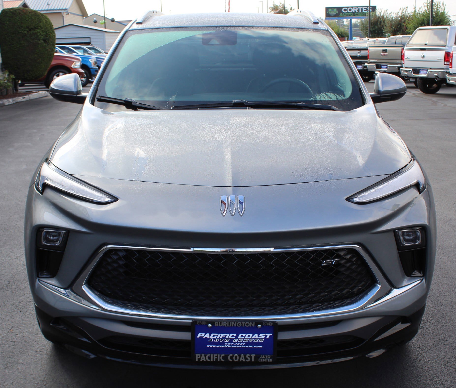 Used 2024 Buick Encore GX Sport Touring image 8