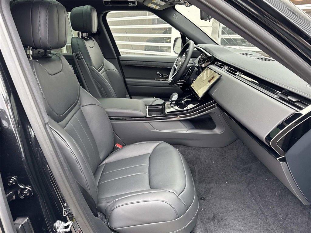 New 2026 Land Rover Range Rover Sport SE image 10