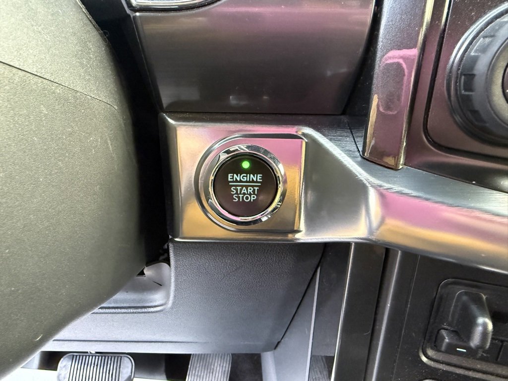 Used 2021 Ford F150 Lariat w/ Equipment Group 502A High image 21