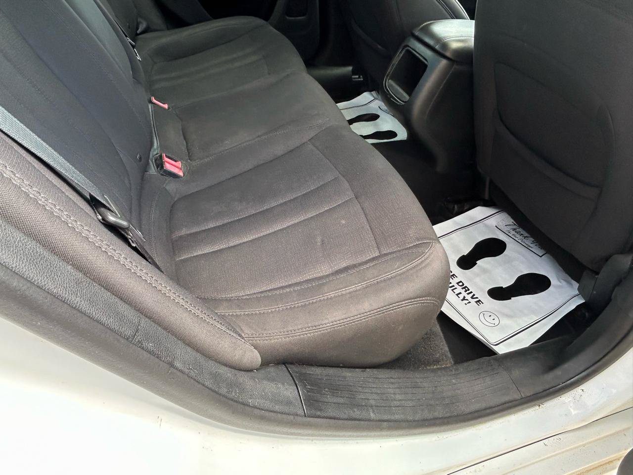 Used 2015 Chrysler 200 Limited w/ Convenience Group FWD image 11