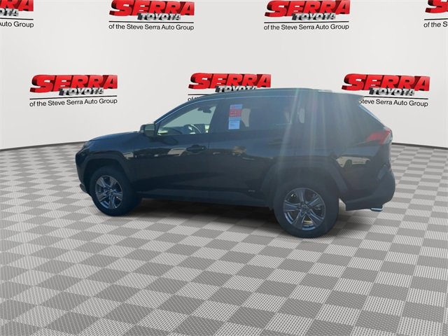 Used 2025 Toyota RAV4 XLE w/ Convenience Package image 6