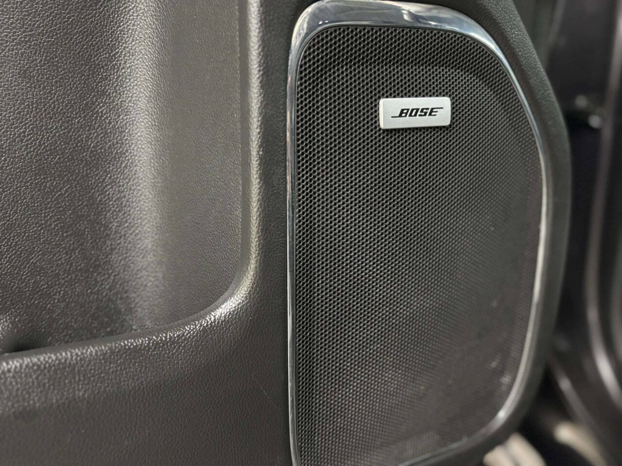 Used 2014 GMC Sierra 1500 SLT w/ SLT Crew Cab Value Package image 26