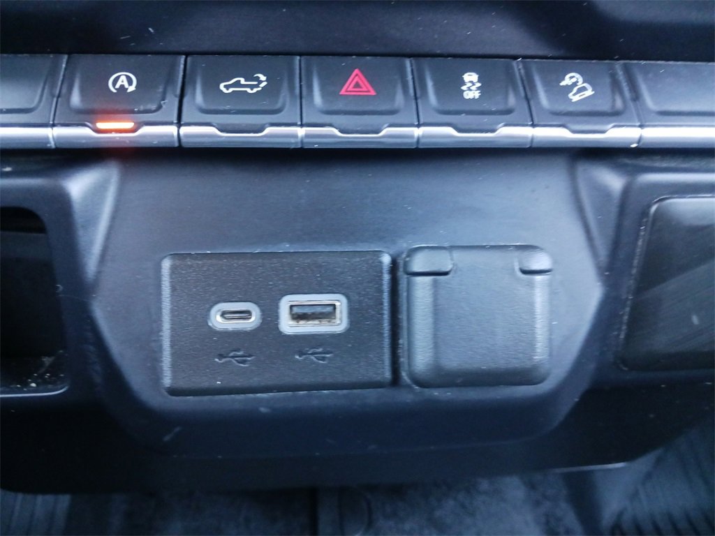 Used 2020 Chevrolet Silverado 1500 LT Trail Boss w/ Bed Protection Package image 25