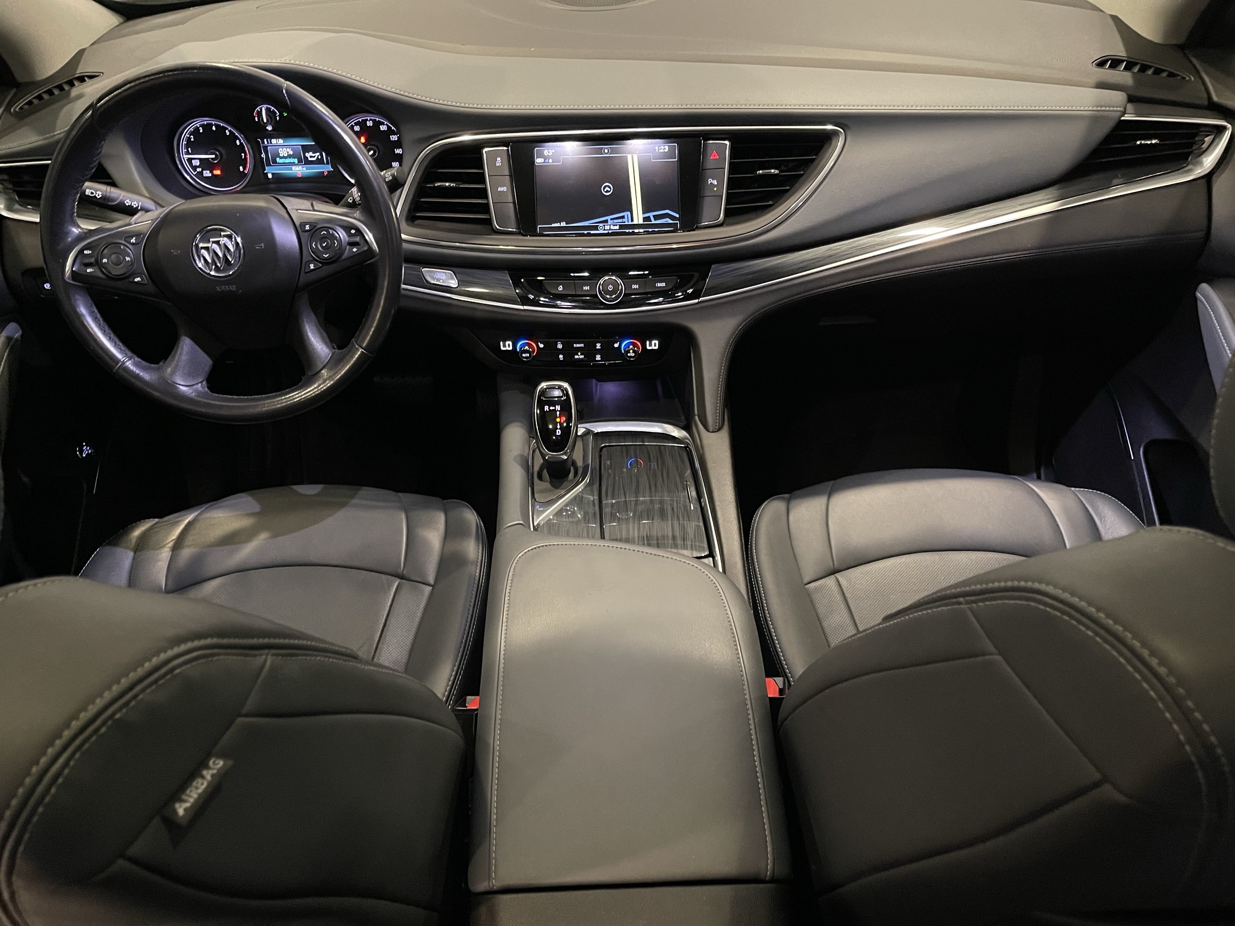 Used 2019 Buick Enclave Essence AWD/4WD image 16